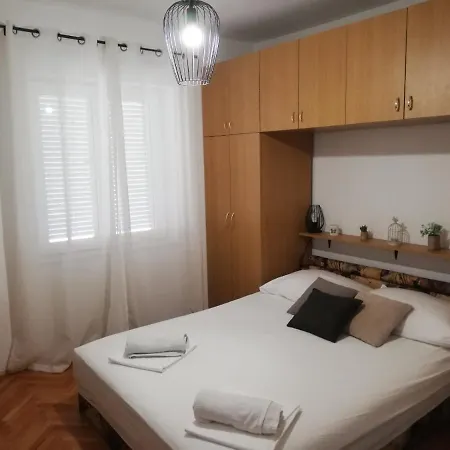 ラディチ ゲストハウス *