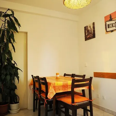 ゲストハウス ラディチ